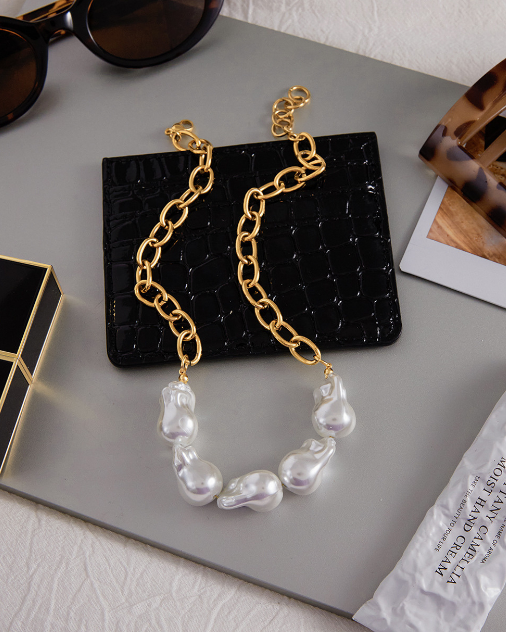 Chunky Chain Baroque Pearl Necklace
