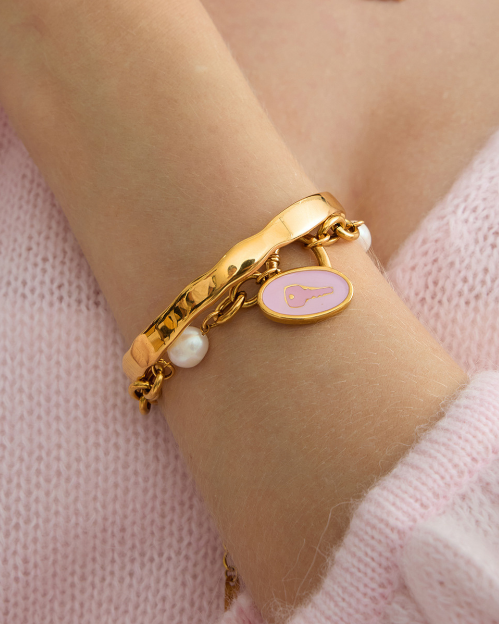 Chunky Pearl Key Charm Bracelet