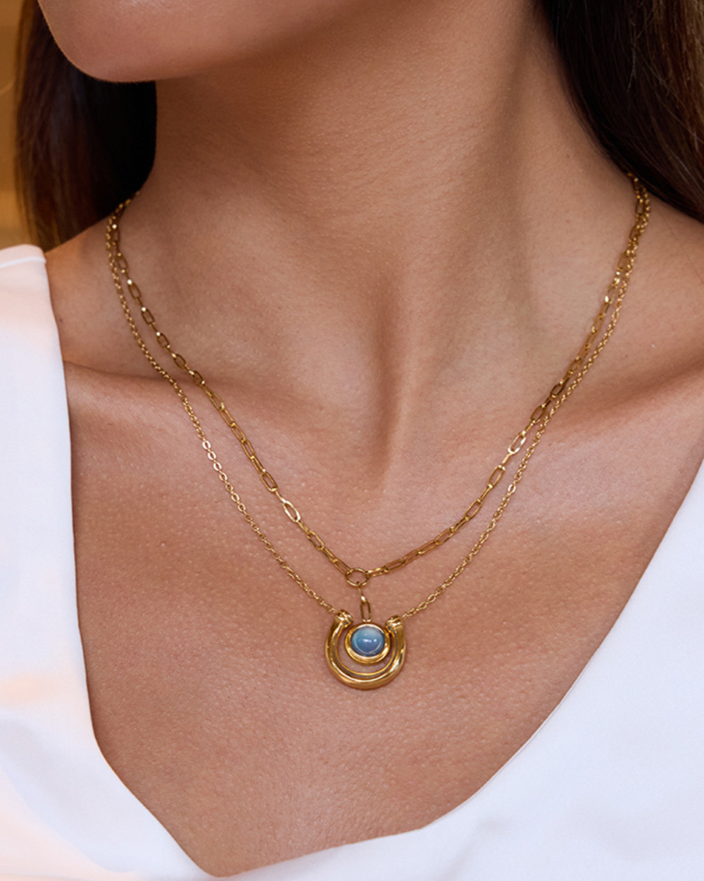 Golden Horseshoe Necklace