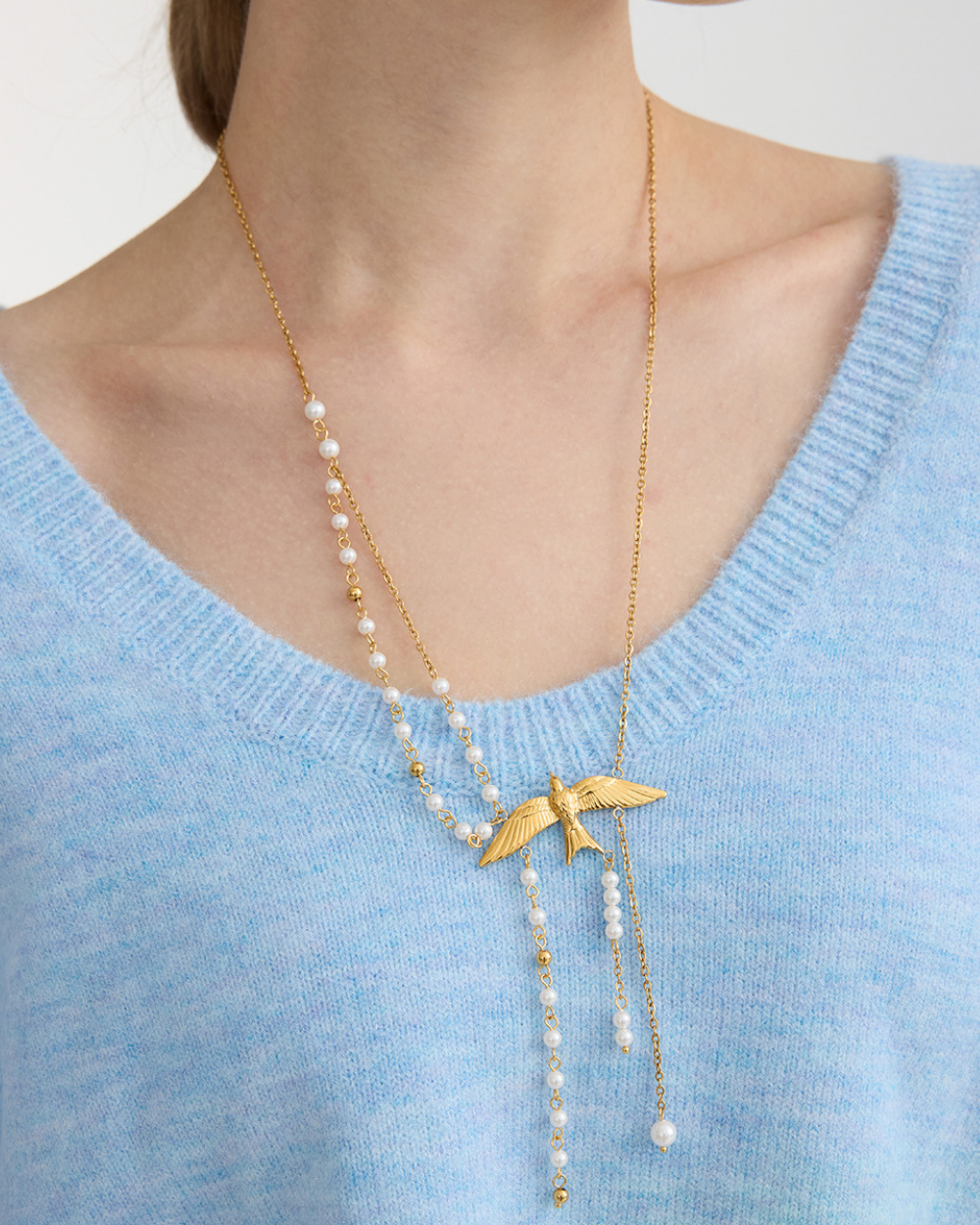 Golden Bird & Pearl Y Necklace