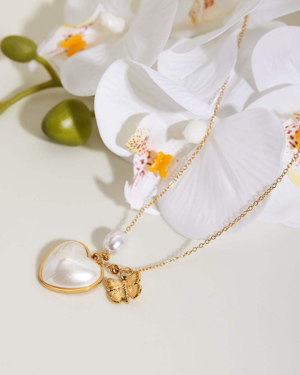 Butterfly Pearl Heart Necklace