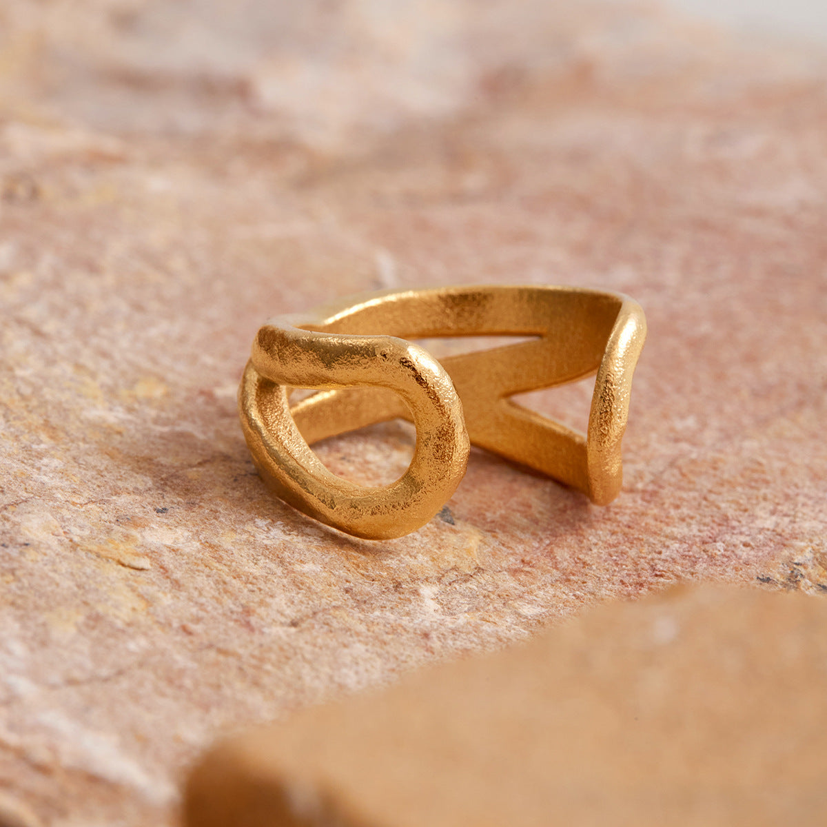 Entwine Texture Ring
