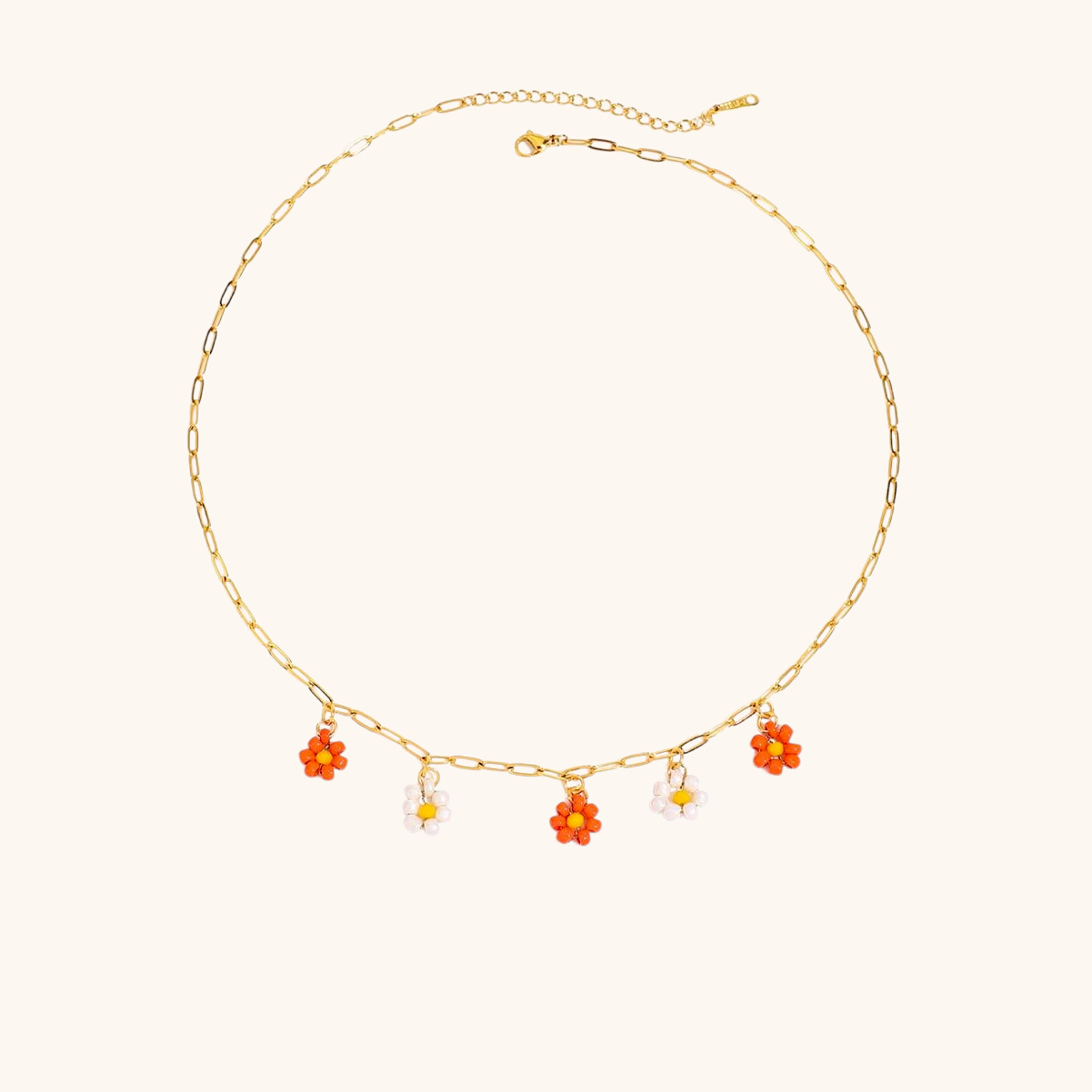 Summer-style orange and white daisy charm necklace with gold link chain