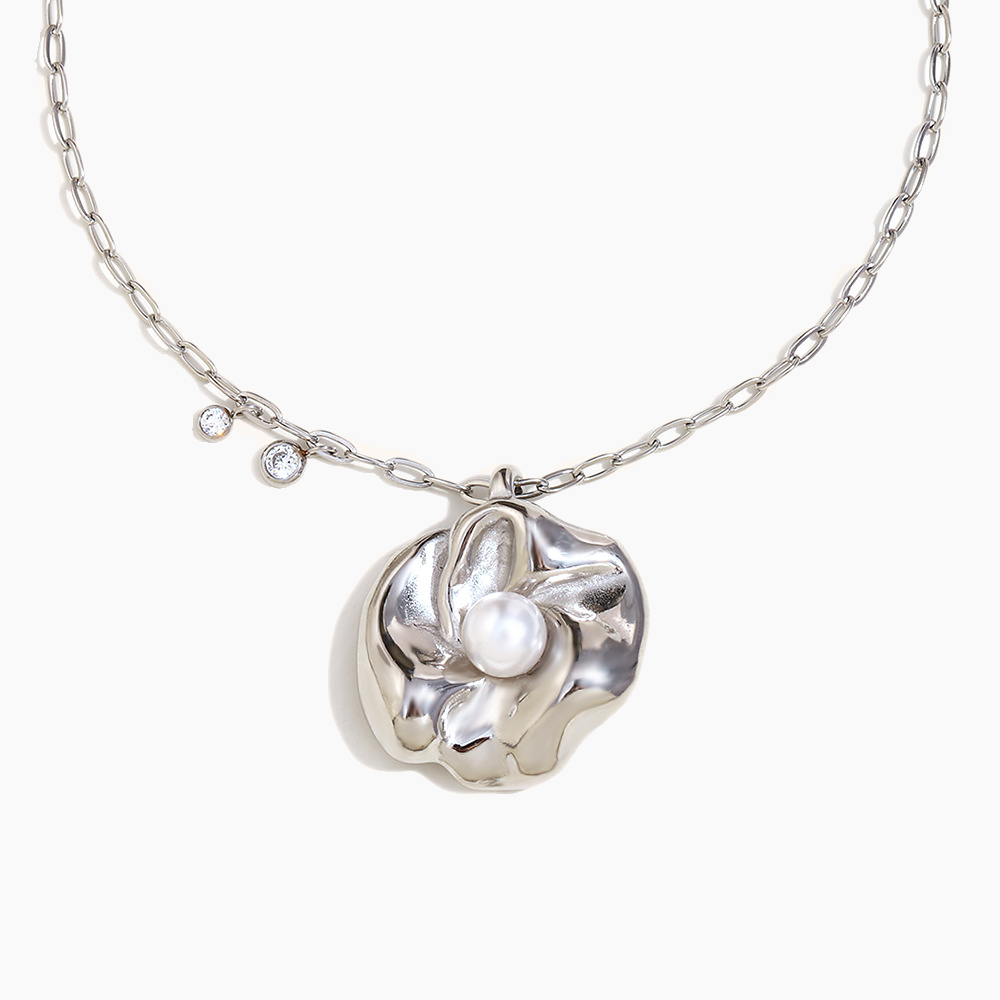 Ocean Bloom Pearl Necklace