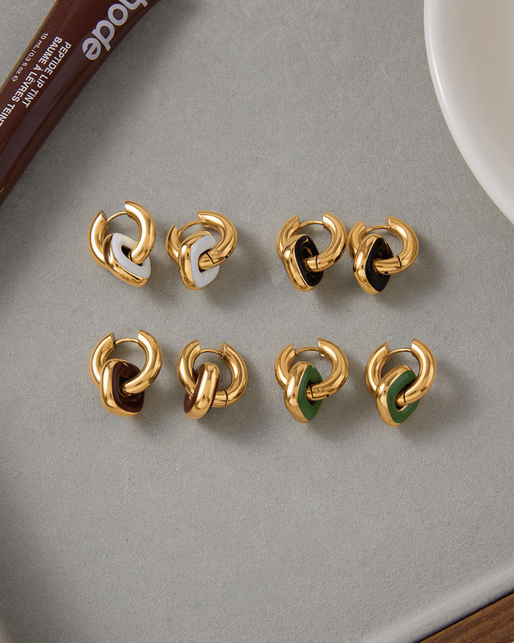 Bold Link Enamel Hoop Earrings – White - mifjewelry