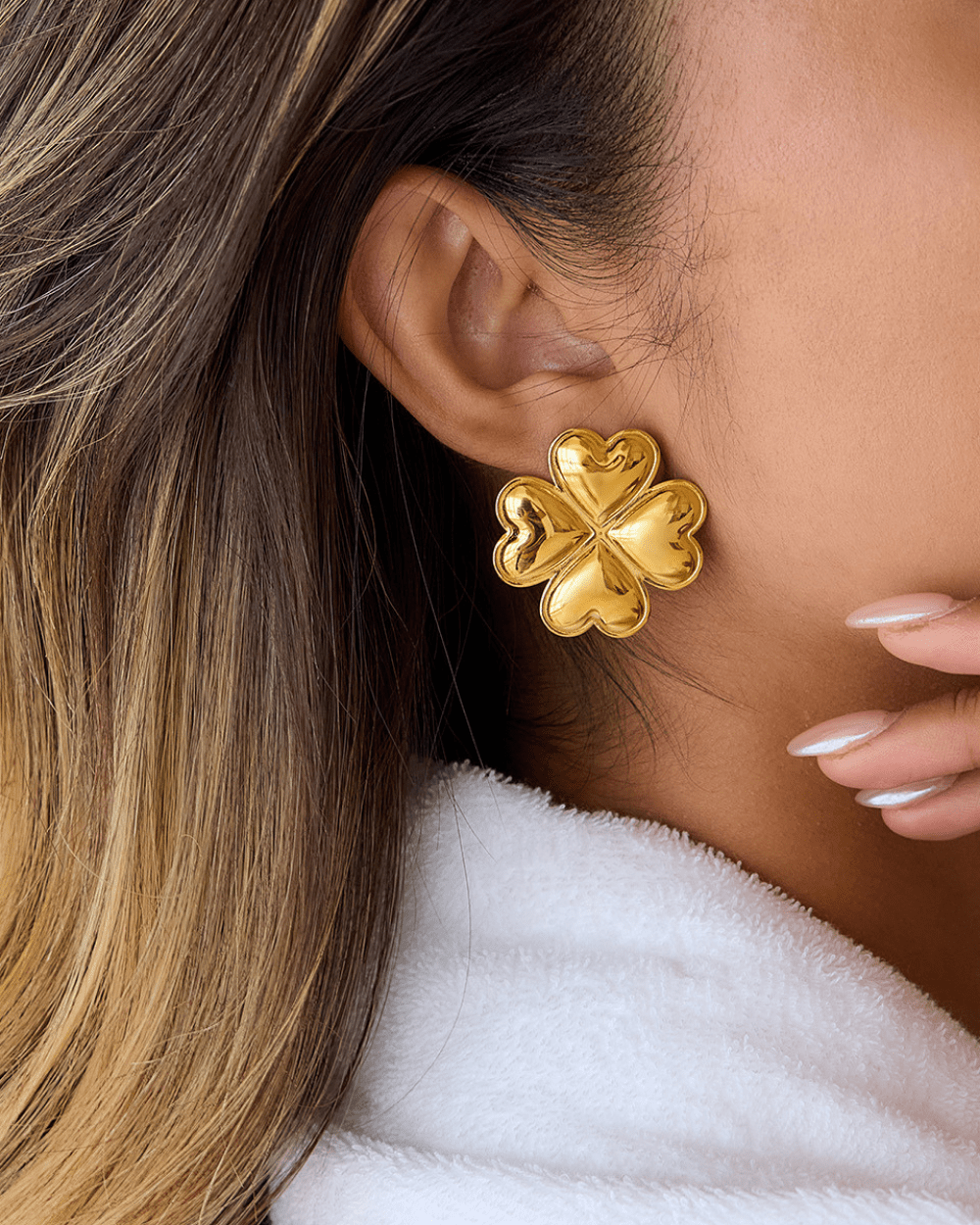 Radiant Clover Heart Earrings - mifjewelry