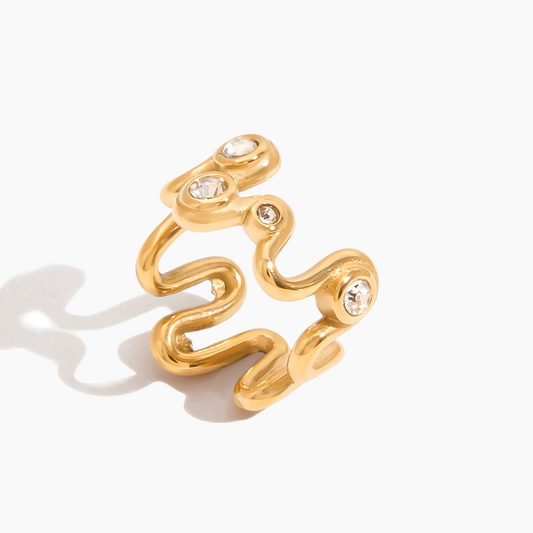 Wavy Gleam Crystal Ring