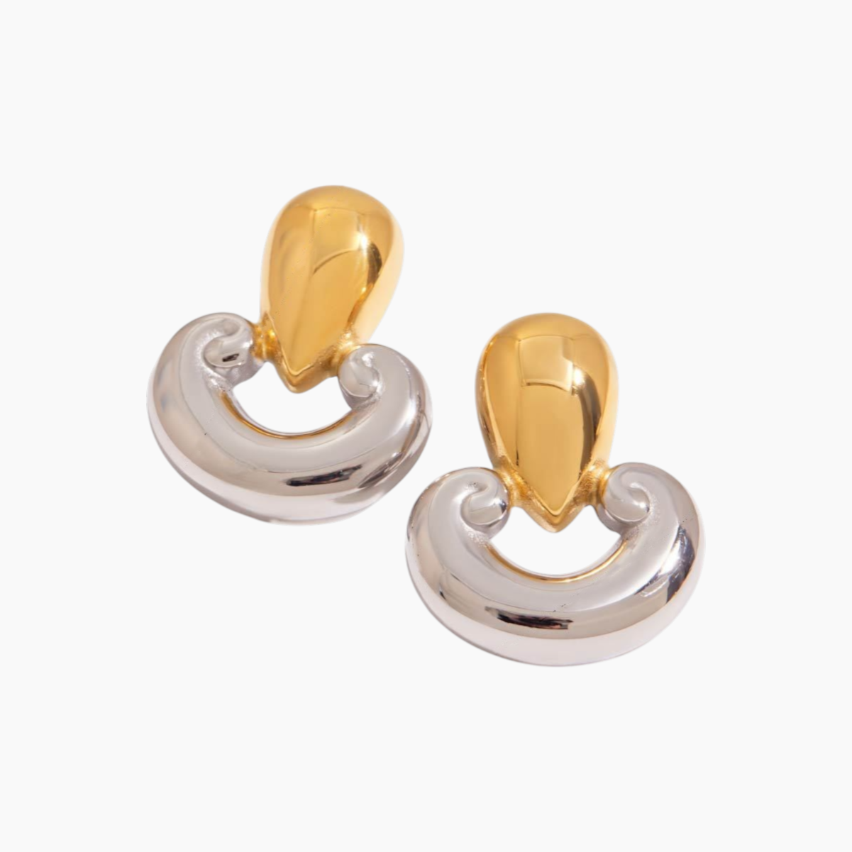 Sculptura Loop Earrings