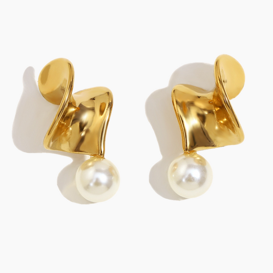 Sculpted Pearl Flow Earrings