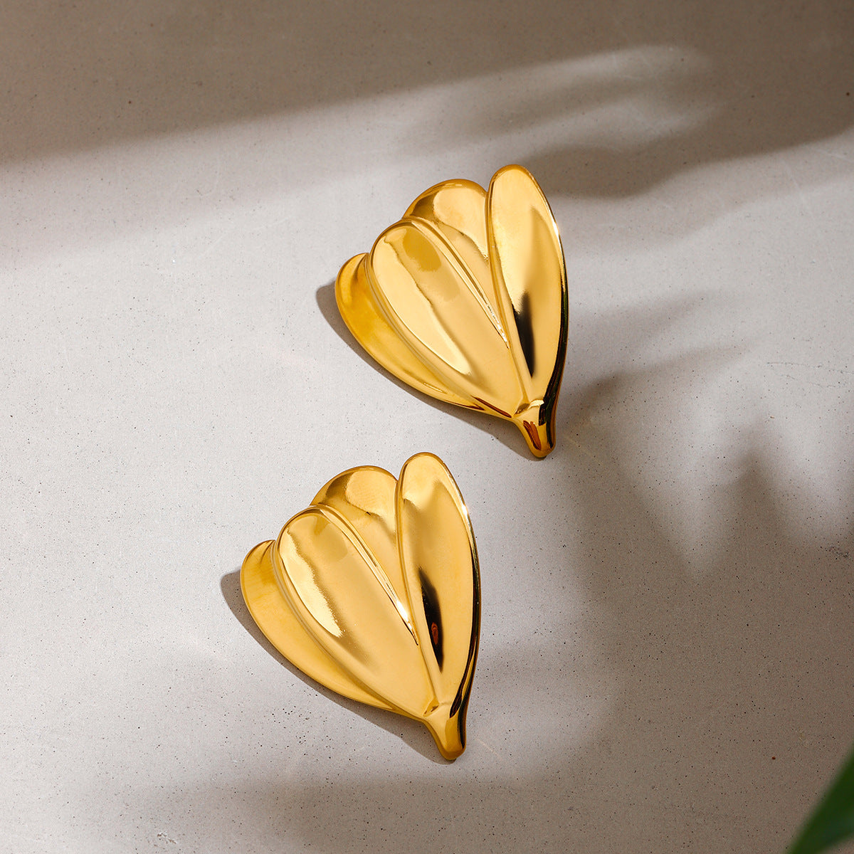 Petal Crest Earrings