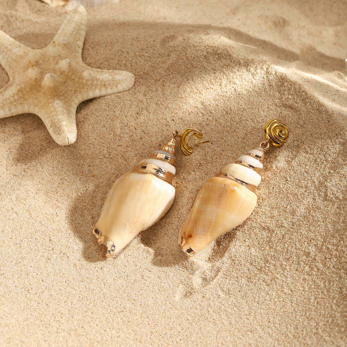 Sirena Spiral Seashell Earrings