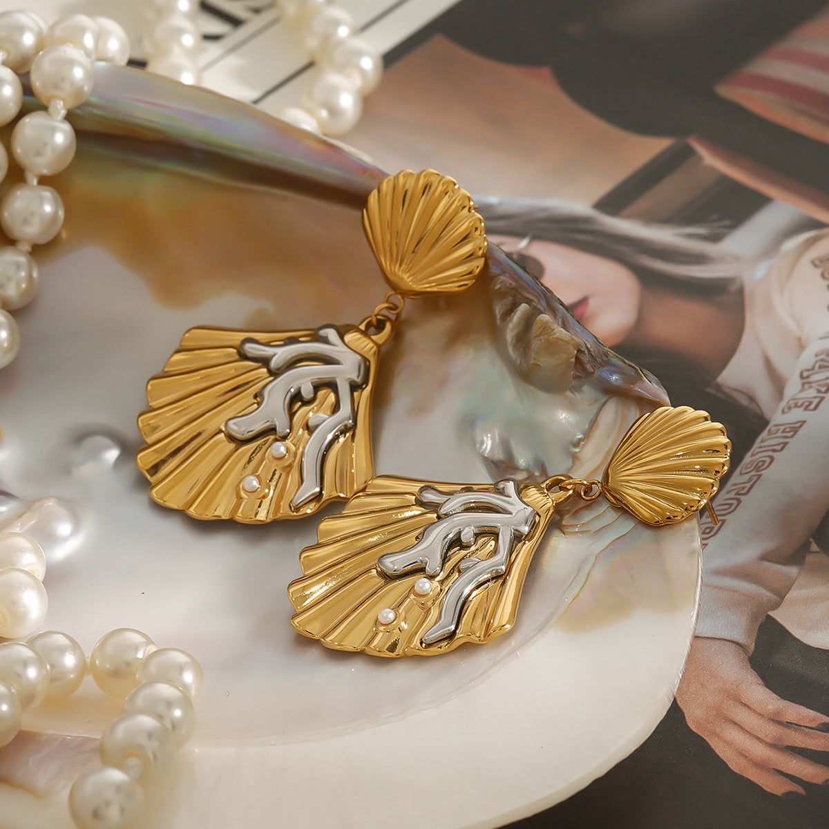Coral Crown Shell Earrings
