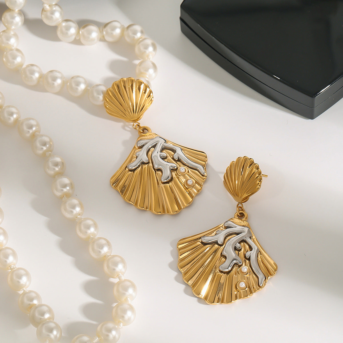 Coral Crown Shell Earrings
