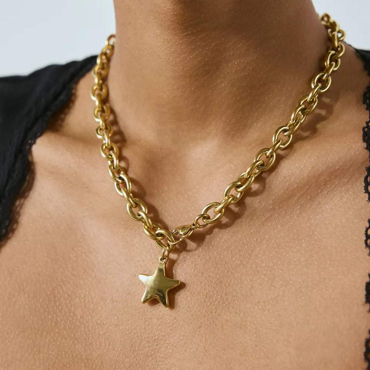 Stellar Bold Chain Necklace
