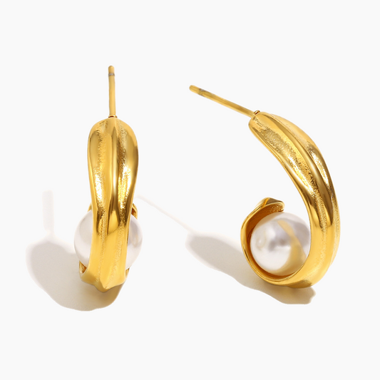 Lustre Curl Pearl Hoops
