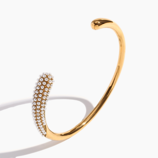 Lustre Pearl Crest Cuff