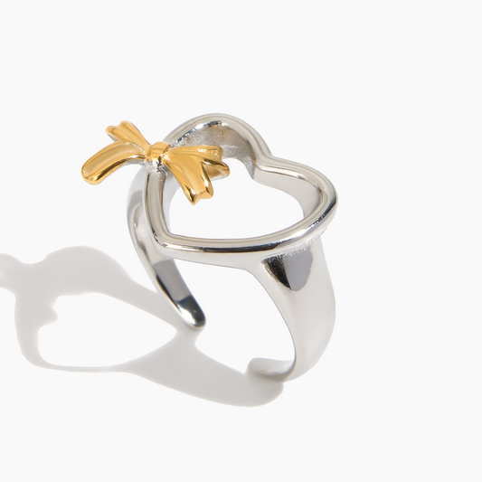 Belle Amour Bow Ring