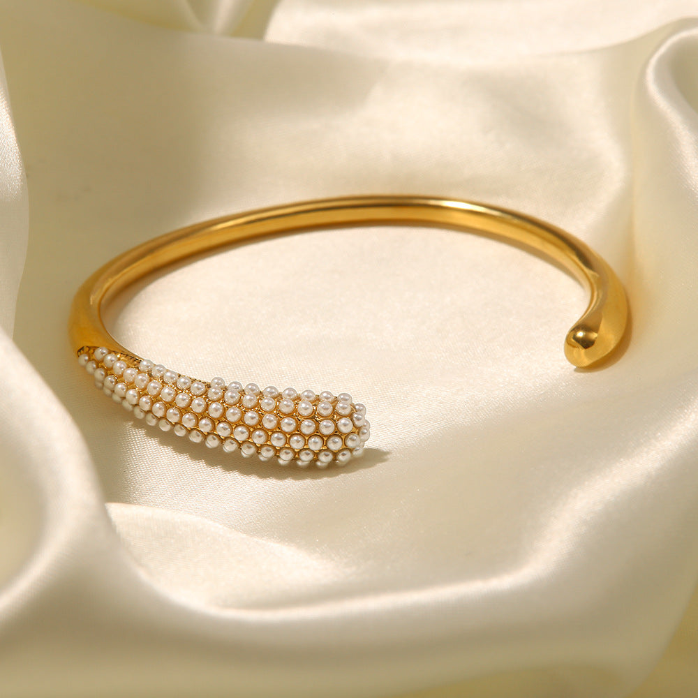 Lustre Pearl Crest Cuff