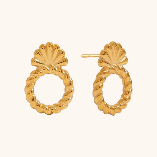 Shell Crest Knot Studs - Golden