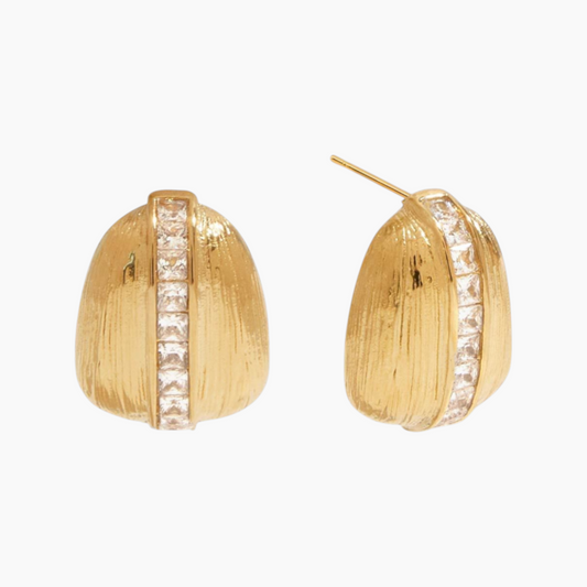Gleam Dune Studs - Golden