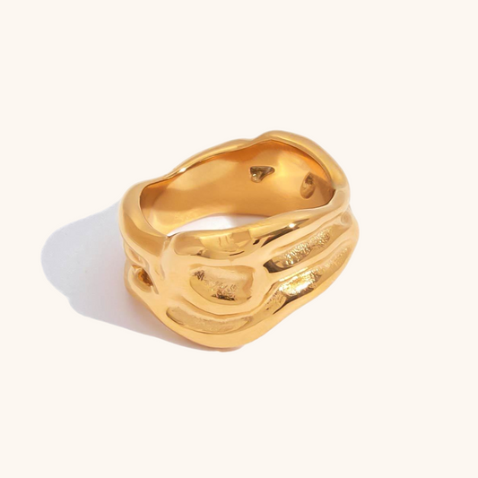Molten Edge Band Ring - Golden