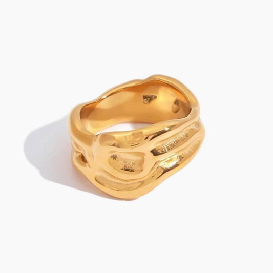 Molten Edge Band Ring - Golden