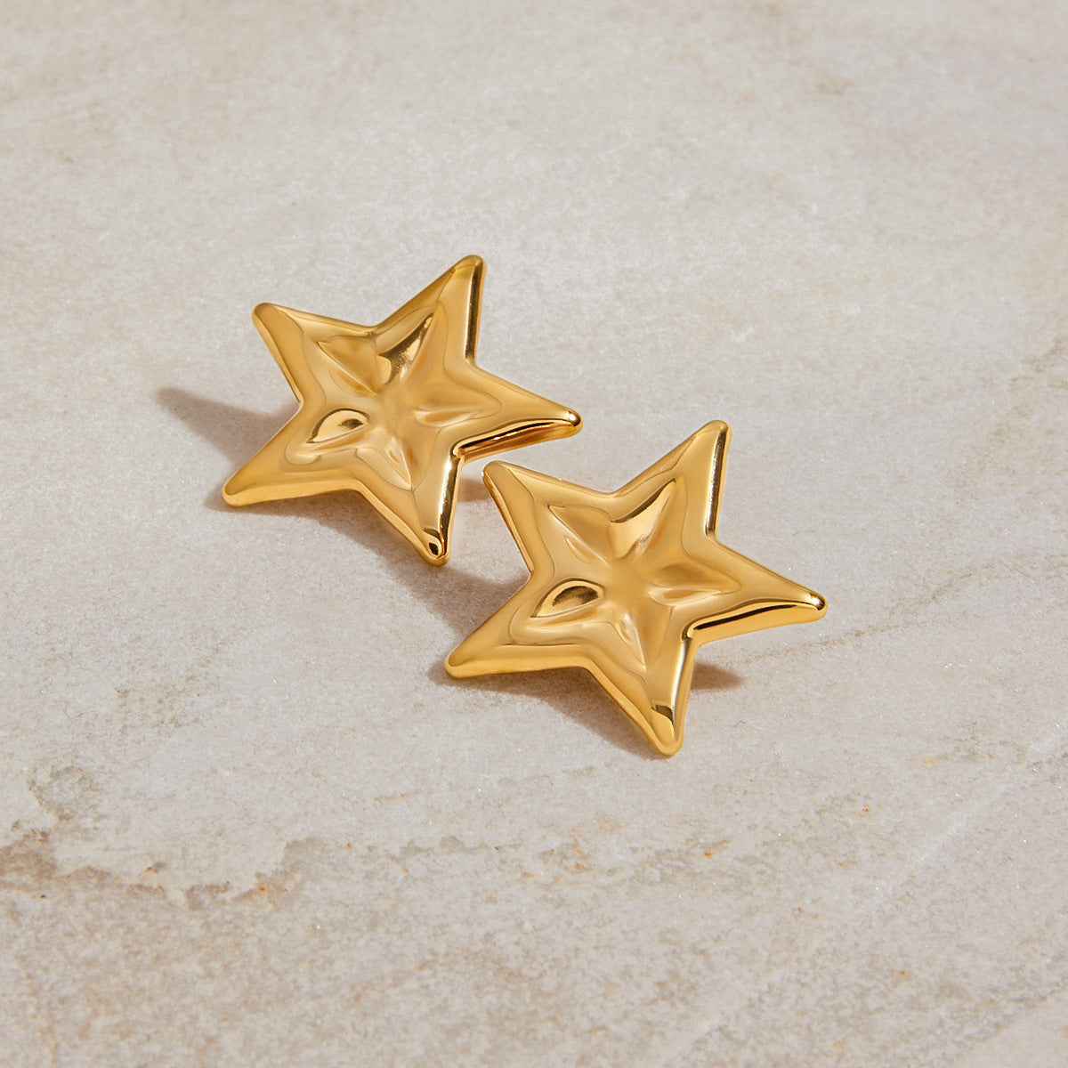 Starry Kiss Earrings