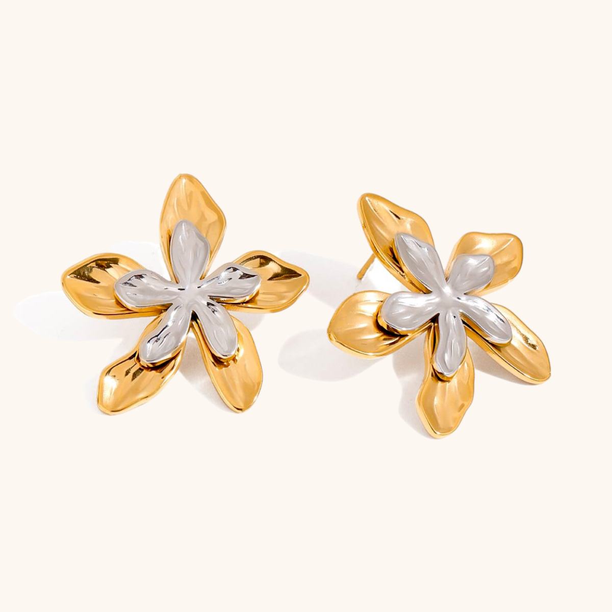 Isla Bloom Earrings