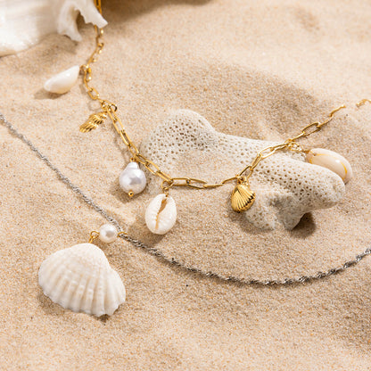 Gold layered necklace with seashell pendant and delicate chain_MiFJewelry
