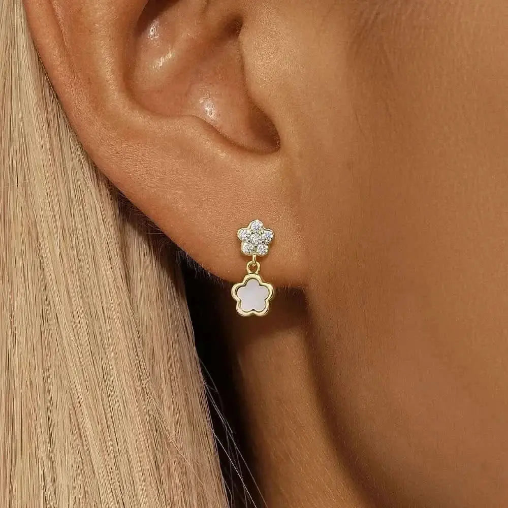 Boucles d'oreilles pendantes en forme de fleur