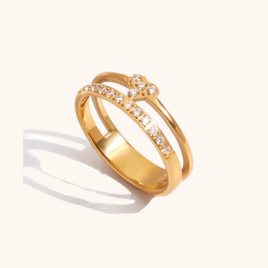 Gold dual band ring with cubic zirconia and dainty floral design