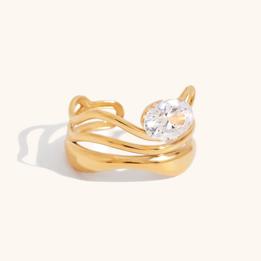 Lumé Wave Ring