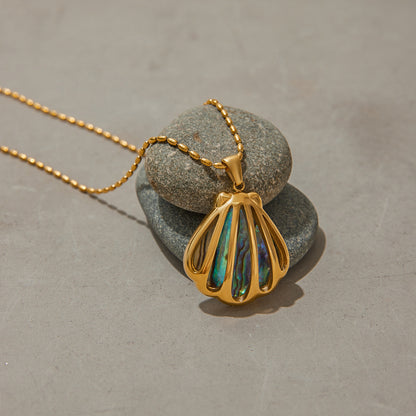 Seabreeze Shell Necklace