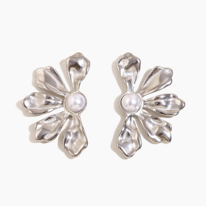 Flora Pearl Bloom Earrings