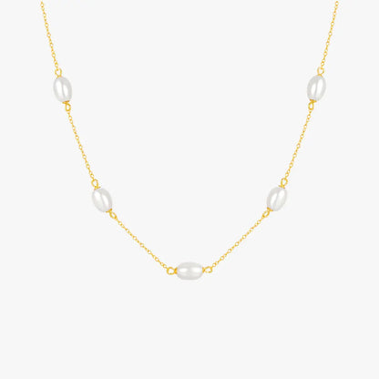 Elegant S925 gold-plated necklace with pearls, perfect for a minimalistic and stylish look.