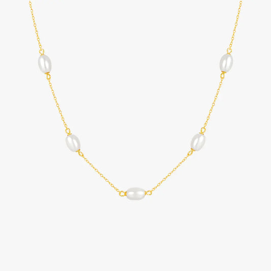 Elegant S925 gold-plated necklace with pearls, perfect for a minimalistic and stylish look.