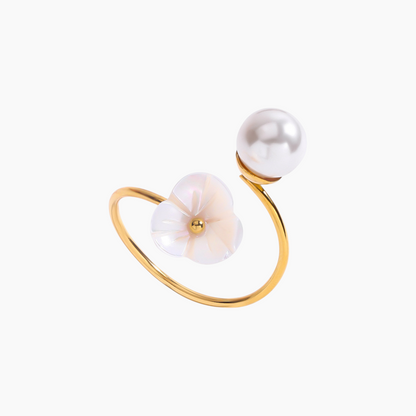 Petal Pearl Bloom Ring