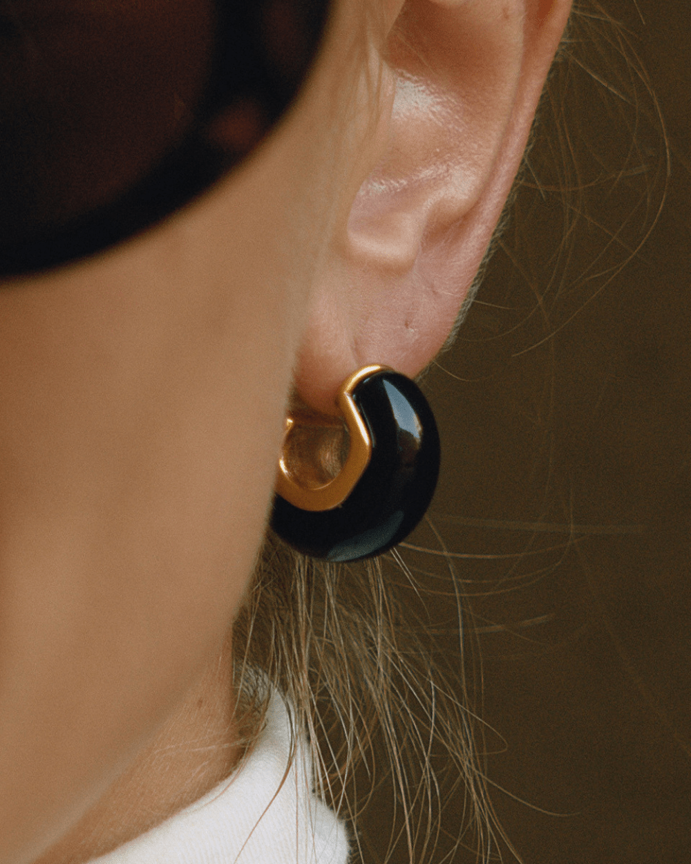 Aurora Bold Hoop Earrings – Black - mifjewelry