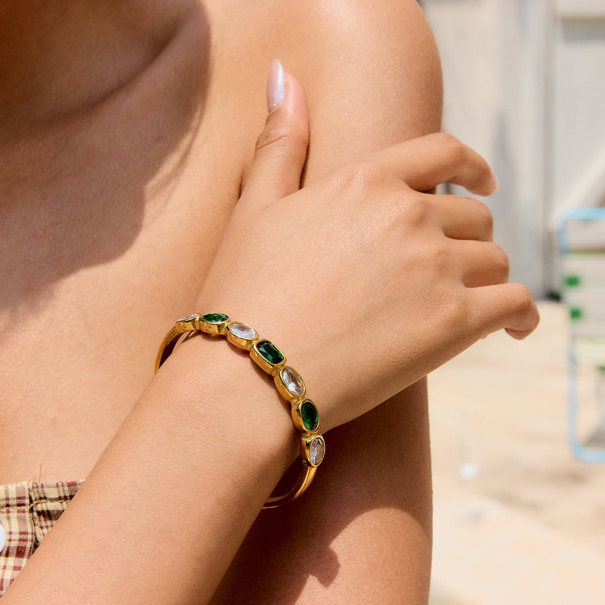 Emerald Radiance Cuff Bracelet - mifjewelry