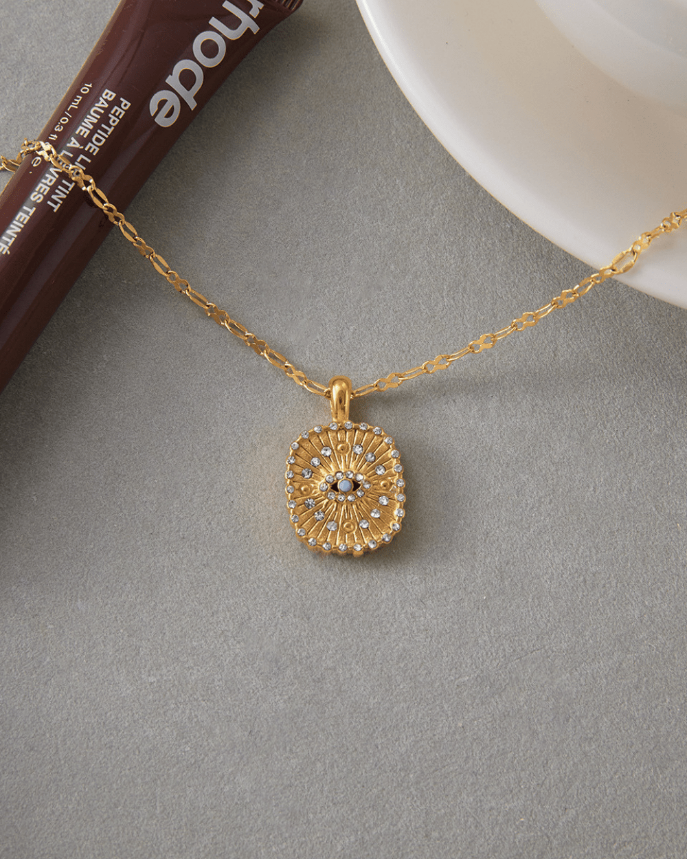 Golden Sunburst Medallion Necklace - mifjewelry
