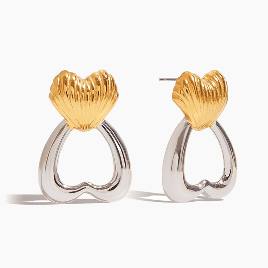 Mira Shell Kiss Studs - mifjewelry