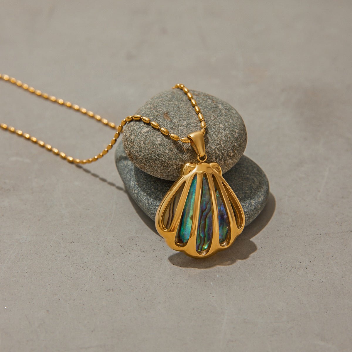 Seabreeze Shell Necklace - mifjewelry