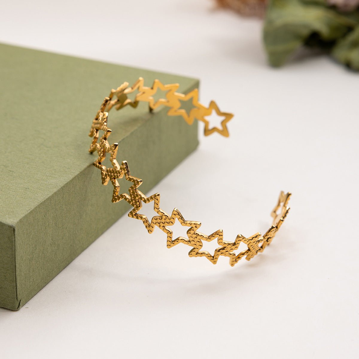 Stellar Gleam Cutout Star Bracelet - mifjewelry