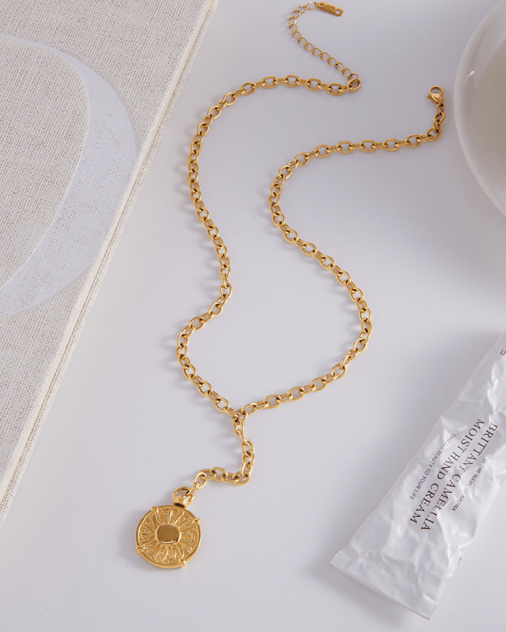 Sun Emblem Drop Necklace - mifjewelry