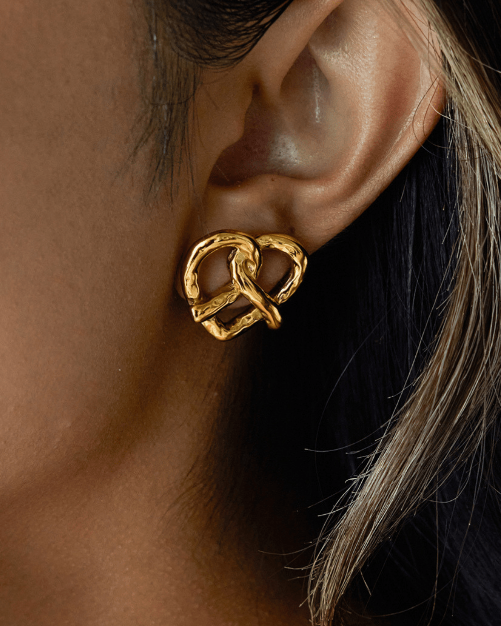 Twist Heart Earrings - mifjewelry