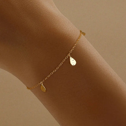 Textured Teardrop Charm Bracelet